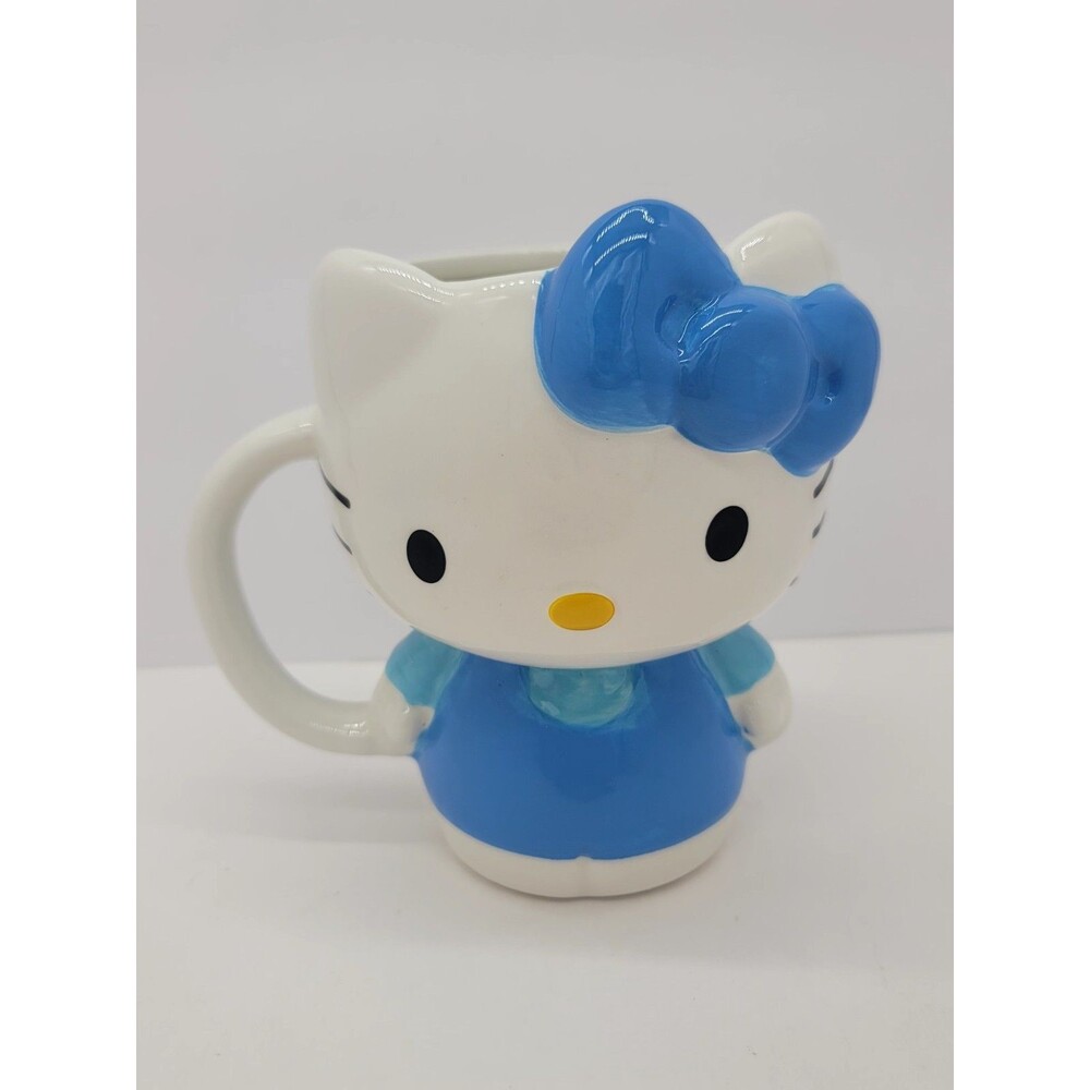 New Hello Kitty Blue Dress & Bow 2024 Sanrio 20 oz Mug Collectible
